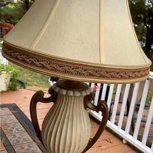 European inspired table lamp